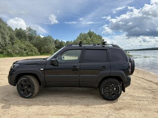 2025 Lada (ВАЗ) Niva Travel I, чёрный, 1380000 рублей, вид 5