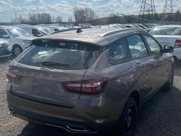 2026 Lada (ВАЗ) Vesta SW I Рестайлинг (NG), коричневый, 1885000 рублей - вид 4