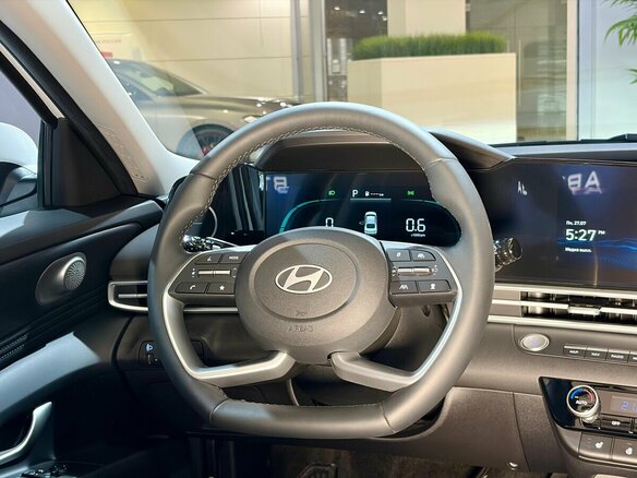 2026 Hyundai Elantra VII (CN7) Рестайлинг, белый, 1930000 рублей - вид 9