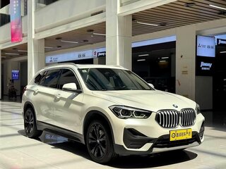 2022 BMW X1 Long 20Li sDrive II (F48) Рестайлинг, белый, 1960000 рублей, вид 3