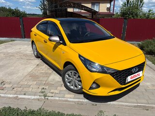 2020 Hyundai Solaris II Рестайлинг, жёлтый, 960000 рублей, вид 2