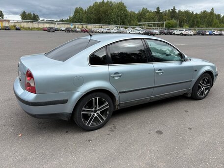 2002 Volkswagen Passat B5 Рестайлинг, голубой, 270000 рублей, вид 4
