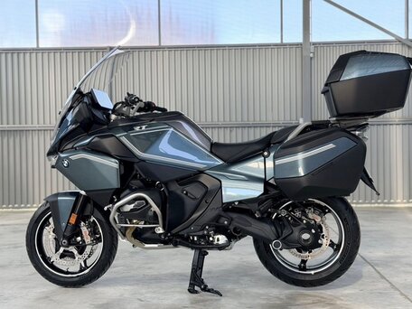2025 BMW R 1300 RT, чёрный, 3450000 рублей, вид 4