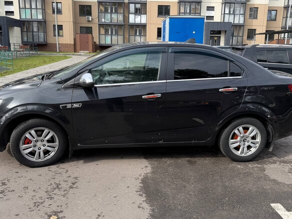 2012 Chevrolet Aveo II, чёрный - вид 3