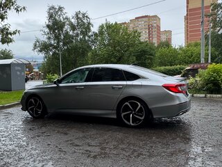 2021 Honda Accord X Рестайлинг, серебристый, 2790000 рублей, вид 2