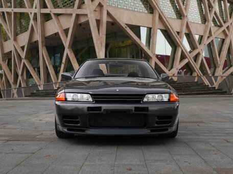 1990 Nissan Skyline GT-R VIII (R32), серый, 13300000 рублей, вид 3