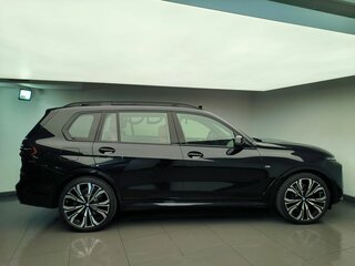 2026 BMW X7 40d I (G07) Рестайлинг, чёрный, 19250000 рублей, вид 5