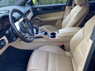 2022 Porsche Cayenne III, чёрный, 8450000 рублей, вид 5