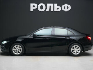 2019 Mercedes-Benz A-Класс 200 IV (W177), чёрный, 2450000 рублей, вид 3