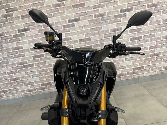 2023 Yamaha MT-09 (FZ-09), чёрный, 1182000 рублей - вид 17