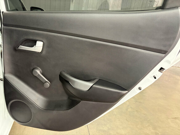 2013 Kia Rio III, белый, 897000 рублей - вид 17