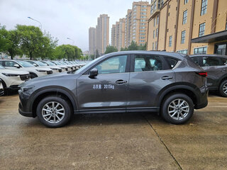 2026 Mazda CX-5 II Рестайлинг, серый, 3690000 рублей, вид 3