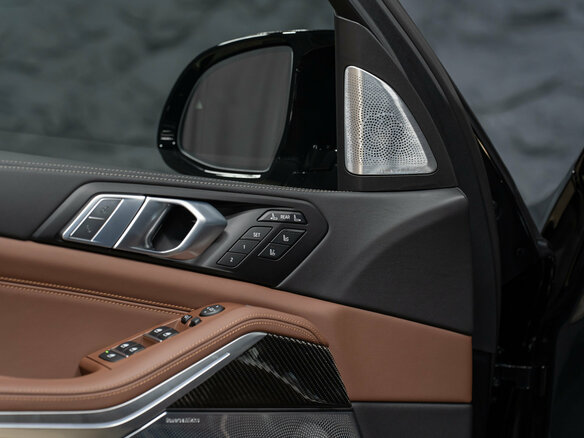 2026 BMW X7 M60i I (G07) Рестайлинг, чёрный, 22290000 рублей - вид 26