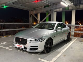 2016 Jaguar XE EcoBoost I, серебристый, 1799000 рублей, вид 1