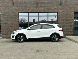 2018 Kia Rio X-Line IV, белый, 1450000 рублей, вид 2
