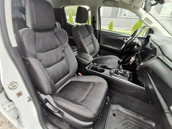 2021 Isuzu D-Max III, белый, 2800000 рублей - вид 23