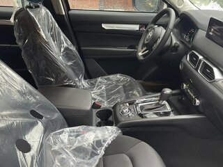 2025 Mazda CX-5 II Рестайлинг, белый, 3700000 рублей, вид 4