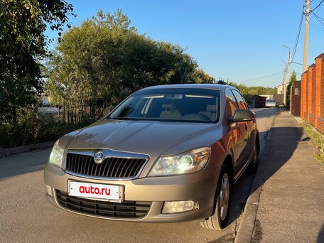 2012 Skoda Octavia II (A5) Рестайлинг, серый, 770000 рублей, вид 1