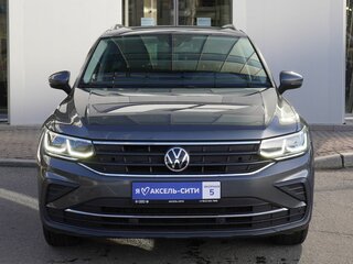 2021 Volkswagen Tiguan II Рестайлинг, серый, 3371000 рублей, вид 2