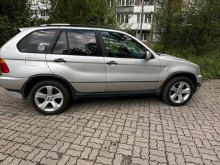 2001 BMW X5 3.0i I (E53), серебристый, 920000 рублей, вид 4