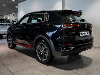 2025 Changan UNI-S I, чёрный, 3283400 рублей, вид 5