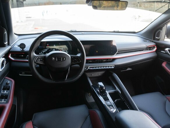 2024 Geely Binyue I Рестайлинг 2, серый, 2315000 рублей - вид 10