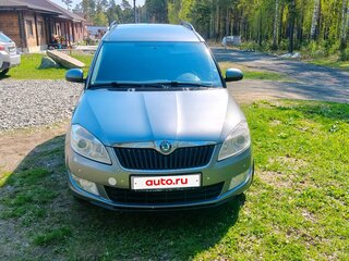 2011 Skoda Roomster I Рестайлинг, серый, 550000 рублей, вид 2
