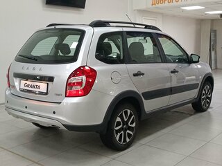 2026 Lada (ВАЗ) Granta Cross I Рестайлинг, серебристый, 1431700 рублей, вид 5