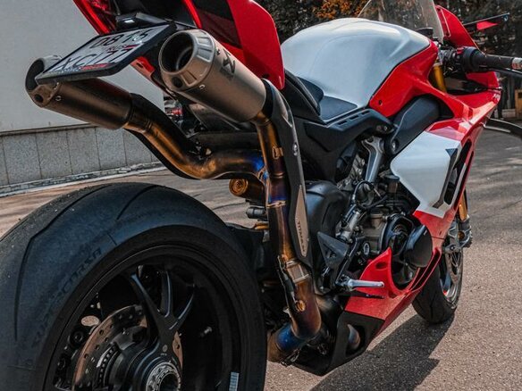 2024 Ducati Panigale V4, пурпурный, 5700000 рублей - вид 7