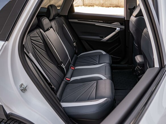 2024 Geely Atlas II, белый, 3099000 рублей - вид 6