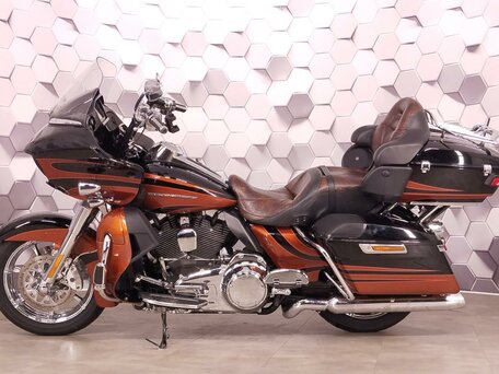 2015 Harley-Davidson CVO Road Glide, чёрный, 1849000 рублей, вид 4