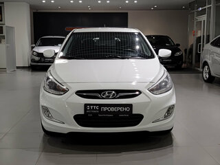 2013 Hyundai Solaris I, белый, 670000 рублей, вид 2