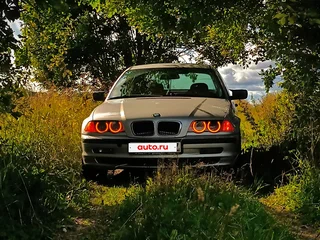 2001 BMW 3 серии 316i IV (E46), серебристый, 520000 рублей, вид 4