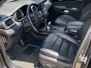 2019 Kia Sorento III Prime Рестайлинг, серый, 3700000 рублей, вид 5