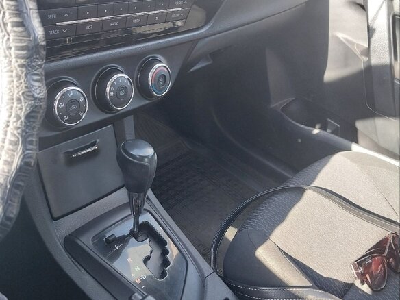 2013 Toyota Corolla XI (E160, E170, E180), чёрный, 955000 рублей - вид 15
