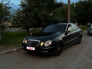 2003 Mercedes-Benz E-Класс 240 III (W211, S211), чёрный, 800000 рублей, вид 1