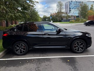 2022 BMW X4 20i II (G02) Рестайлинг, чёрный, 6700000 рублей, вид 4