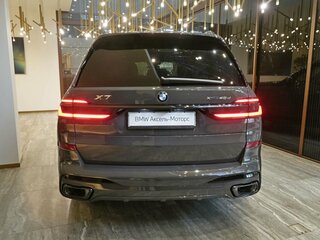 2026 BMW X7 40d I (G07) Рестайлинг, серый, 18850000 рублей, вид 4
