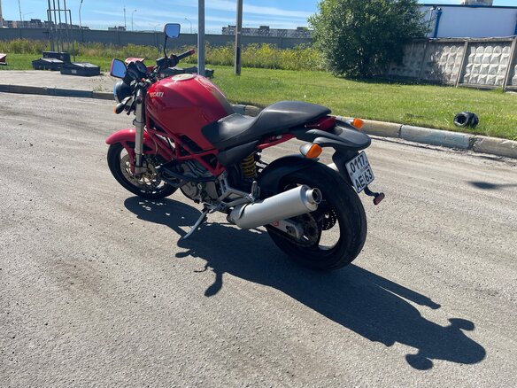2004 Ducati Monster 400, красный, 230000 рублей - вид 4