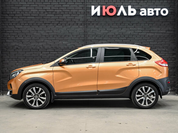 2021 Lada (ВАЗ) XRAY Cross I, оранжевый, 1150000 рублей - вид 6