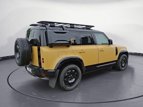 2026 Land Rover Defender 110 II, жёлтый, 14500022 рублей - вид 3