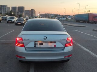 2016 Skoda Octavia III (A7), серебристый, 1800000 рублей, вид 2