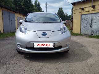 2015 Nissan Leaf (EM57) I (ZE0/AZE0), серый, 1350000 рублей, вид 2