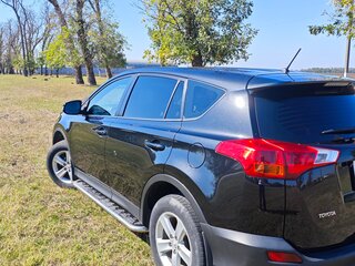 2014 Toyota RAV4 IV (XA40), чёрный, 1800000 рублей, вид 3