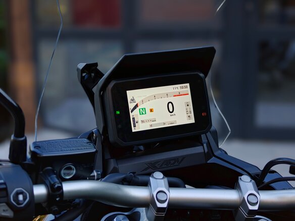 2025 Honda X-ADV, чёрный, 1520000 рублей - вид 5