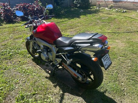 2004 Yamaha FZ6, красный, 430000 рублей, вид 5
