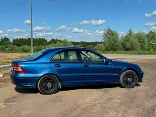 2004 Mercedes-Benz C-Класс 180 II (W203) Рестайлинг, синий, 550000 рублей, вид 2