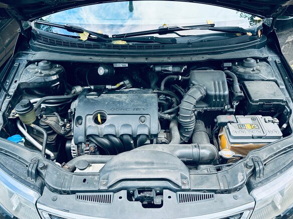 2011 Kia Cerato 4-speed II, чёрный, 700000 рублей - вид 12