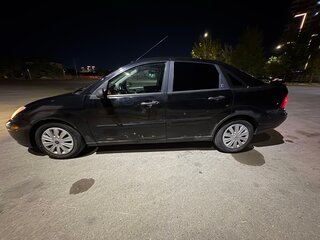 2000 Ford Focus I (North America), чёрный, 155000 рублей, вид 5
