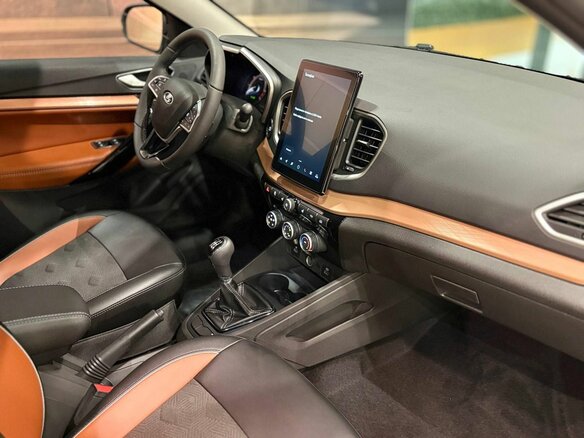 2026 Lada (ВАЗ) Vesta SW Cross I Рестайлинг (NG), серый - вид 9